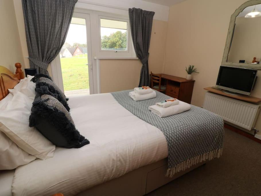 Cheerful Spacious 2 Bedroom Holiday Home St Anns 12 Gunnislake Eksteriør billede